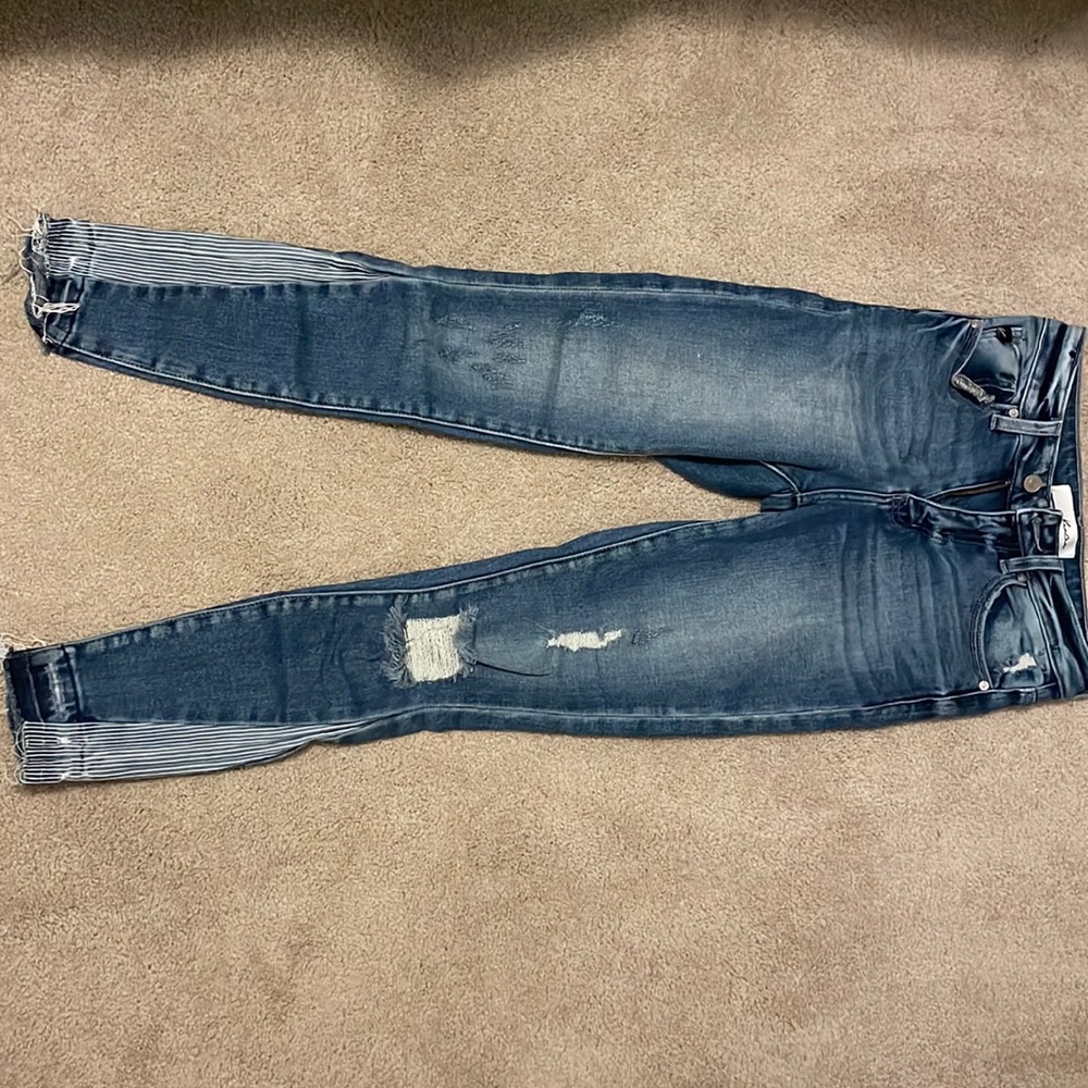 KanCan distressed skinny jeans ankle length